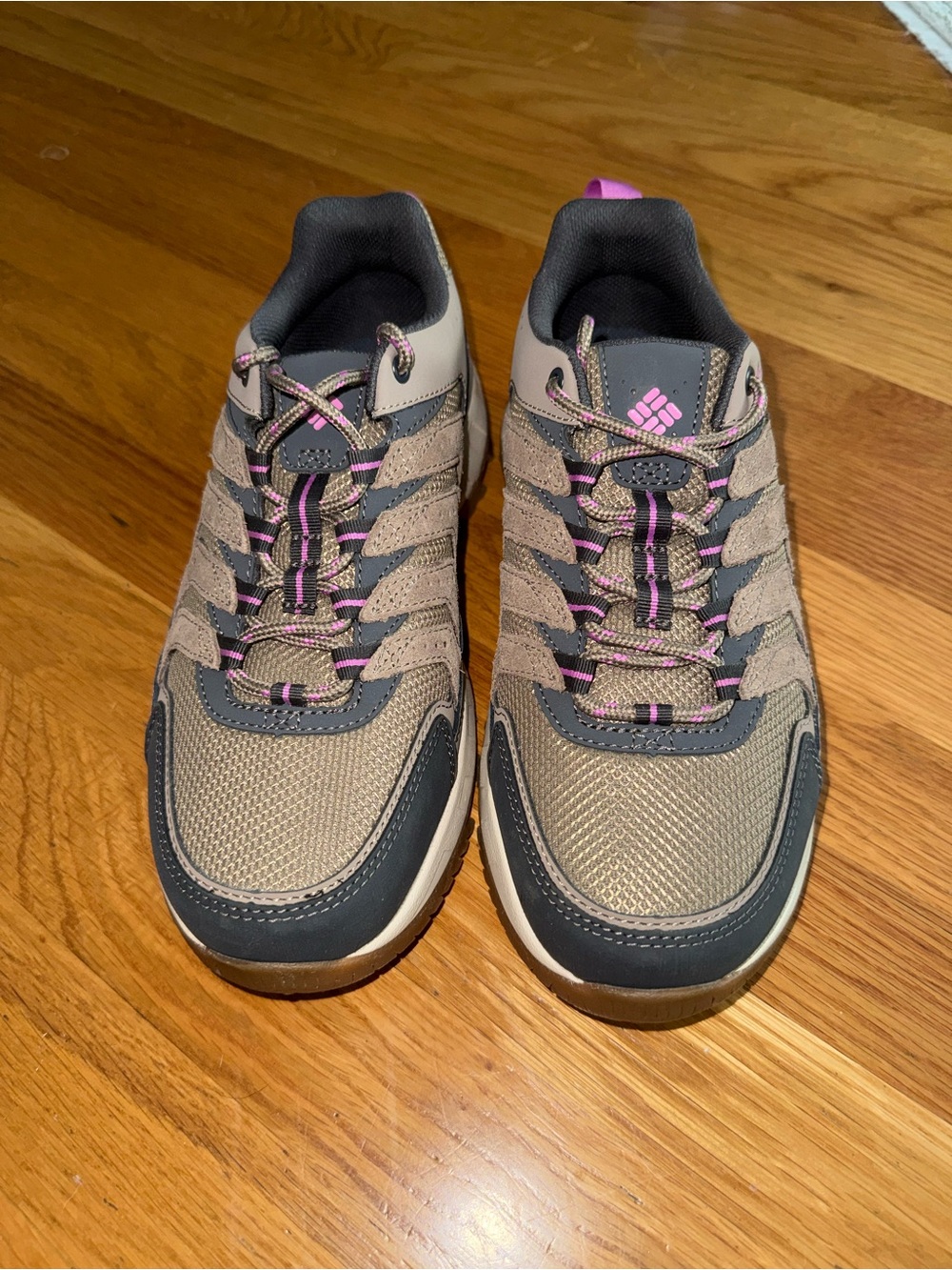Women’s Columbia Strata Trail Low Waterproof Hiking Shoes - Picture 3 of 6